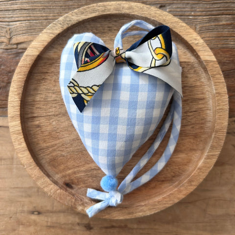 Deko-Herz hellblau kariert