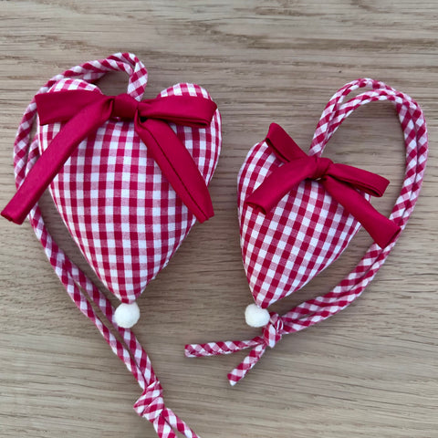 Deko-Herz rot kariert