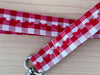Schlüsselband Seide rot