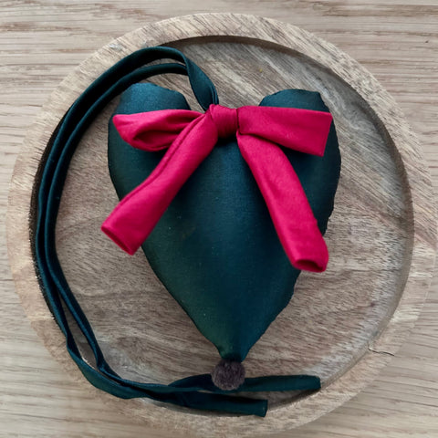 Deko-Herz Seide grün uni