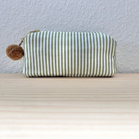 Mini-Necessaire Olivgrün/weiss