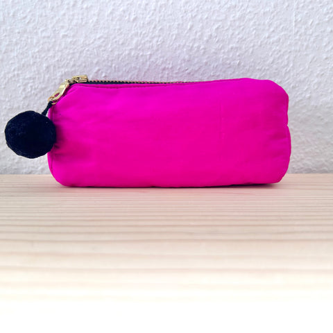 Mini-Necessaire Seide fuchsia