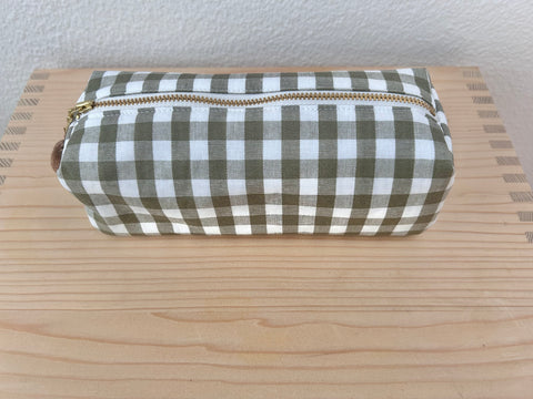 Stifte-Etui olivgrün kariert
