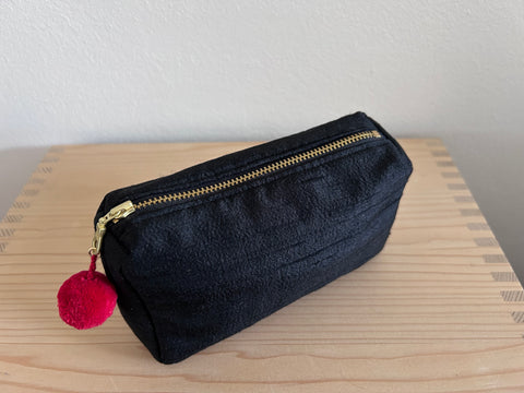 Necessaire Seide schwarz uni