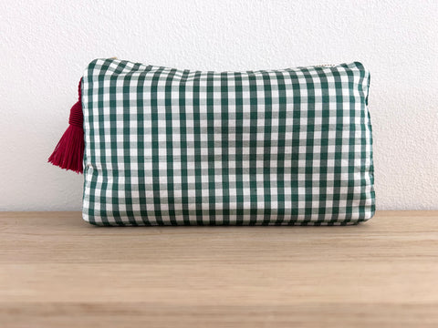 Necessaire Seide grün/weiss