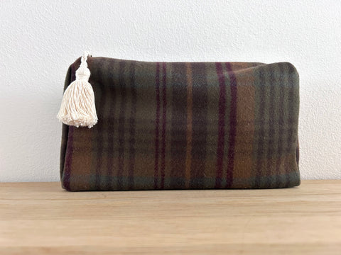 Necessaire Wollstoff grün/braun/rot