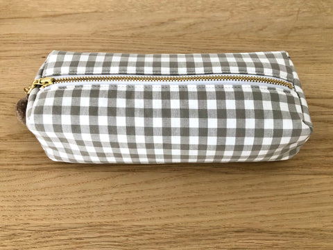 Stifte-Etui grau kariert