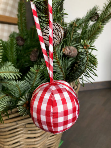 Weihnachtskugel rot