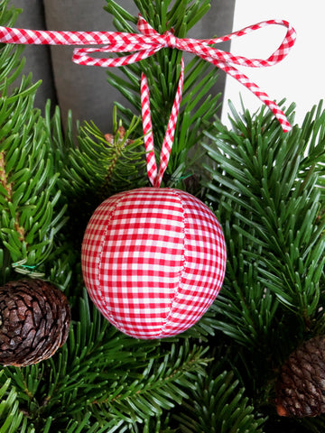 Weihnachtskugel rot