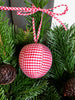 Weihnachtskugel rot